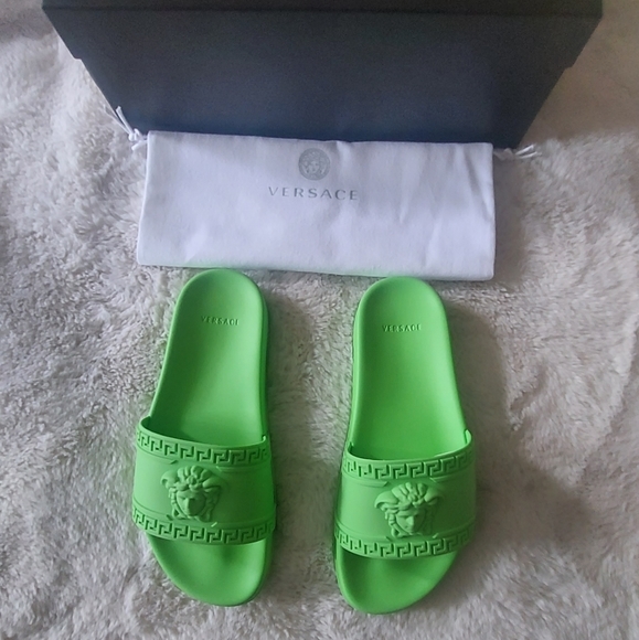 Versace pool slide